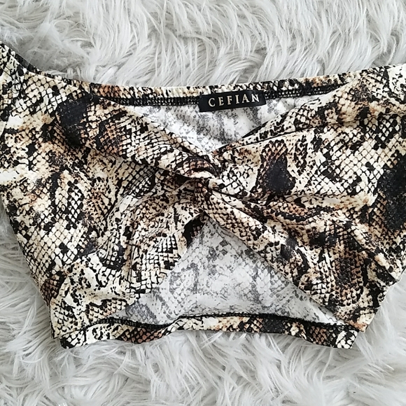 Two piece set - Picture 2 of 5